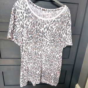 NWT FREE PEOPLE leopard print crewneck shirt sz M